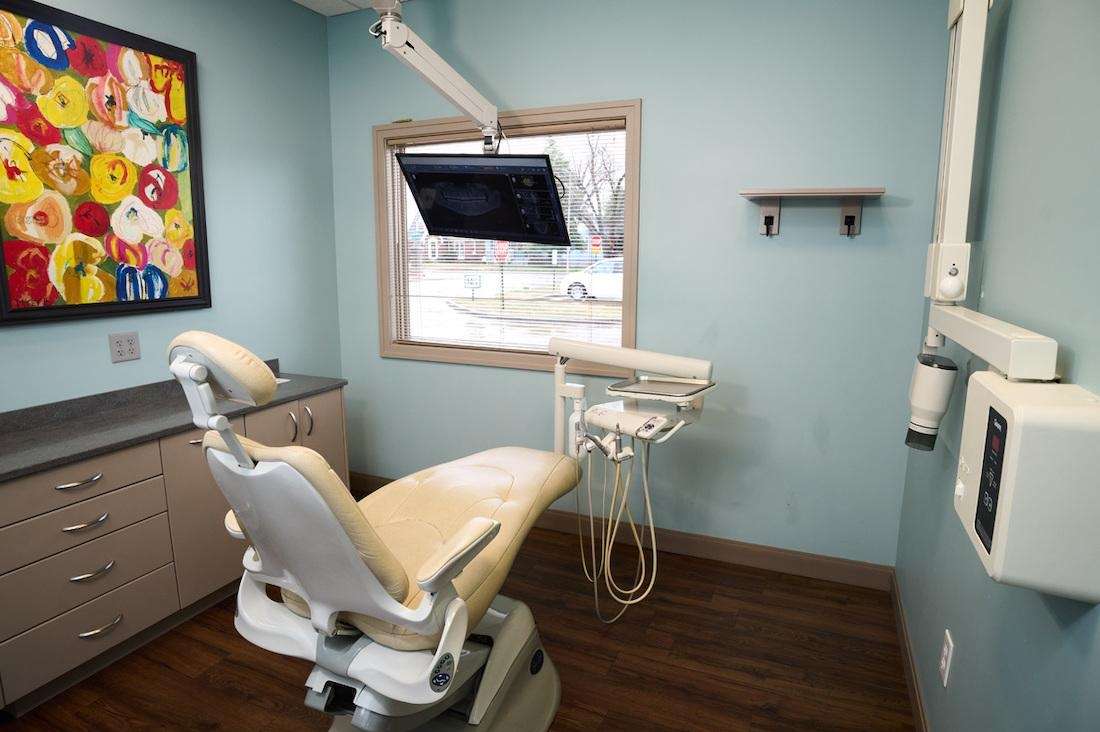 dental chair in evansville